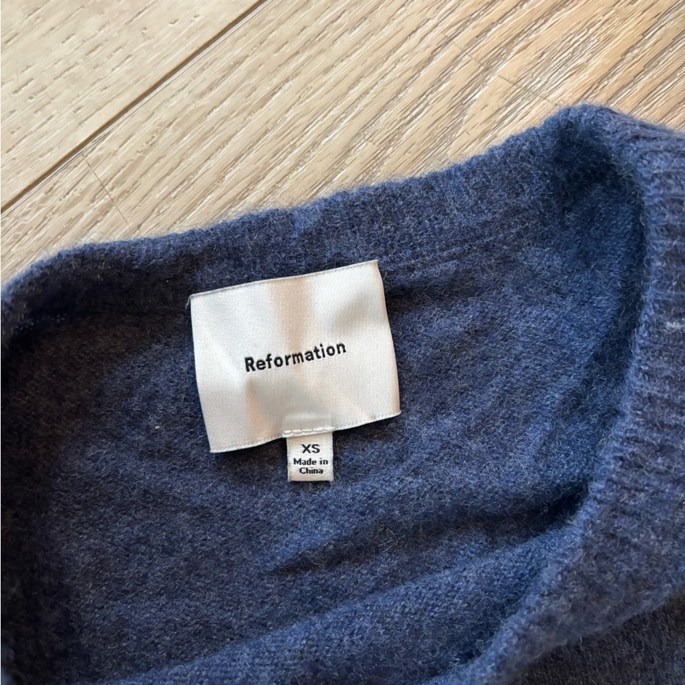 REFORMATION Cashmere Boyfriend Sweater Size XS - Picture 4 of 4